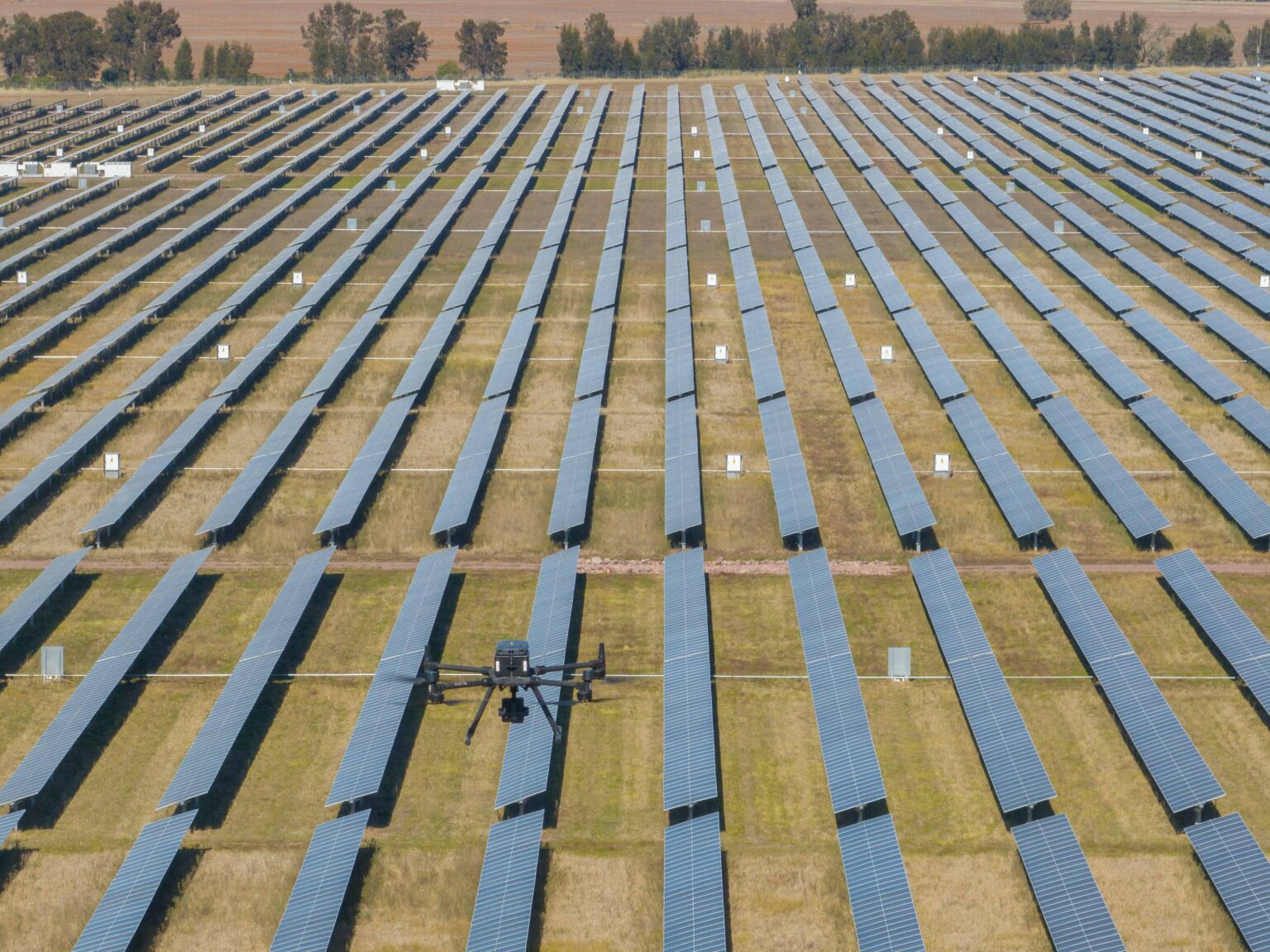 thermal drone solar farm inspection_-2